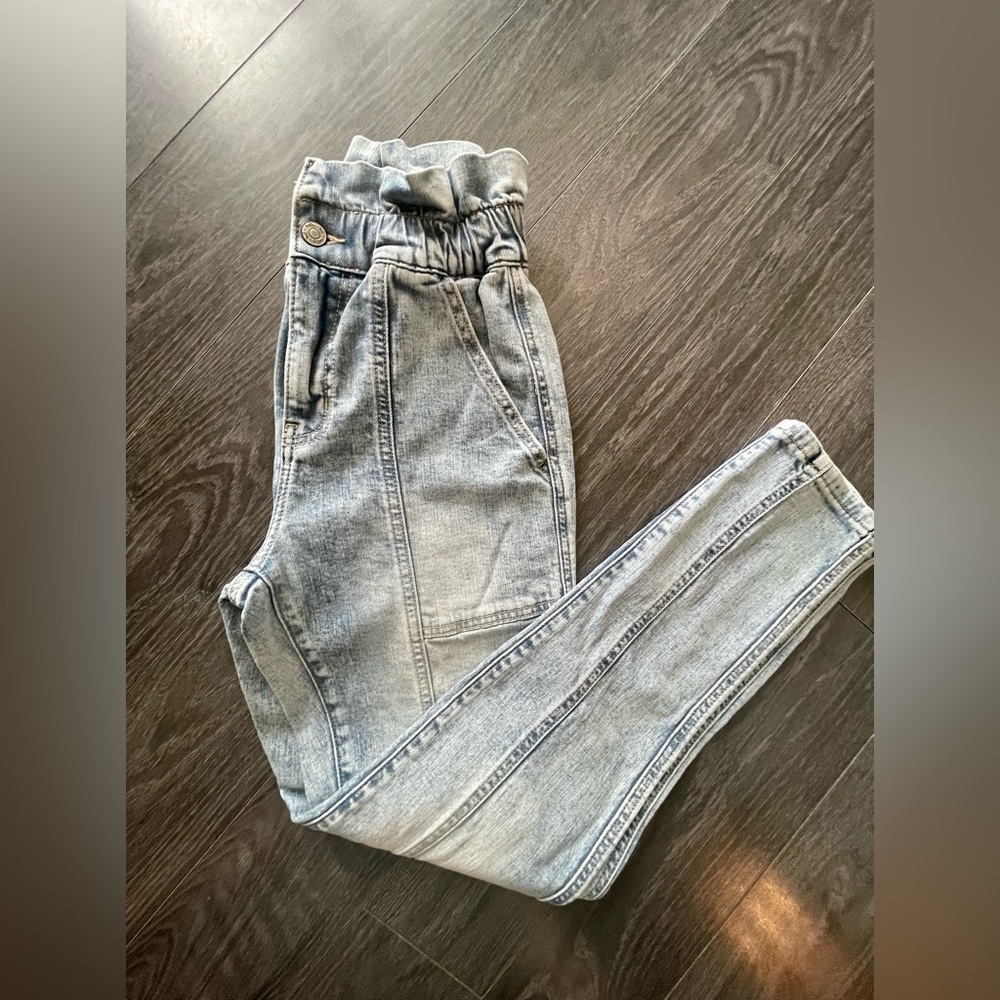 00 American Eagle paper bag waist jeans